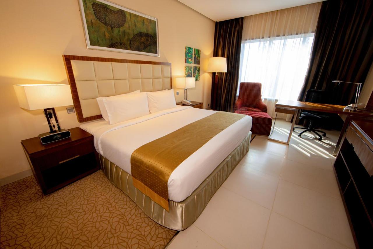 Holiday Inn Cochin, An Ihg Hotel Kochi Luaran gambar